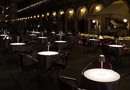 Le Lampes-à-porter illuminano l'alta ristorazione italiana